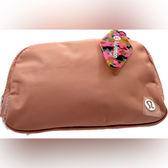 NWT Lululemon Everywhere Belt Bag-Pink Pastel. Key chain not included. - Picture 2 of 7